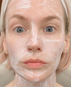 January Jones, featured in InMode's Morpheus8 gallery